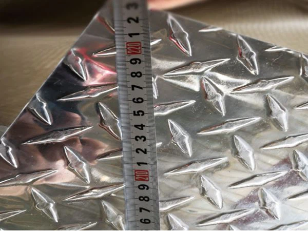 4x8 sheet of 18 inch aluminum diamond plate